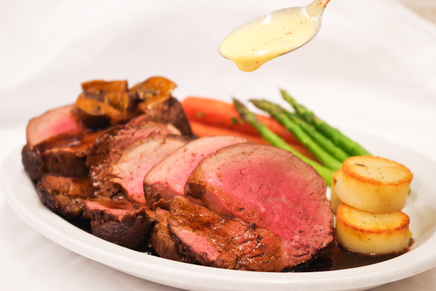 Read more about the article Make This Valentine’s Day Special With Chateaubriand